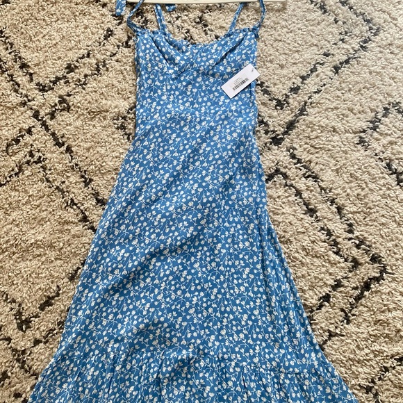 NWT Reformation Nikita Dress in Marie color - Picture 8 of 10